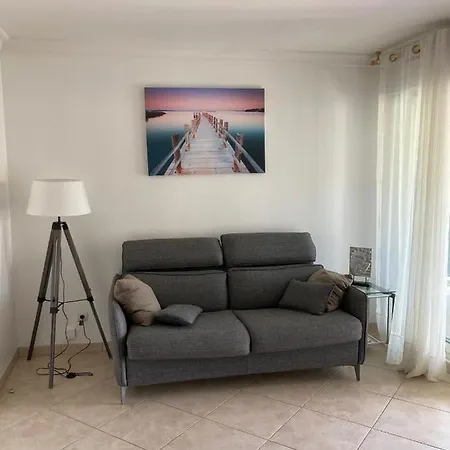 Juan Flore * Антиб