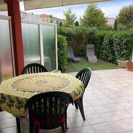 Ξενοδοχείο Juan Flore